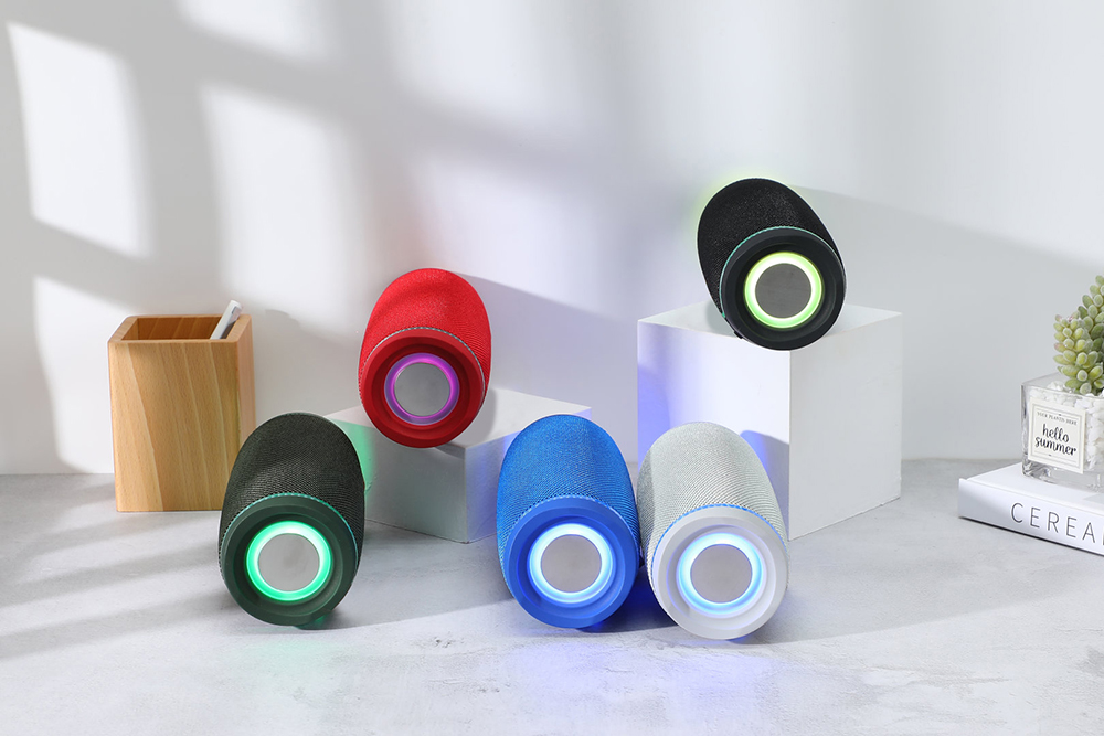 FLS-172  Portable Bluetooth Speaker-03.jpg